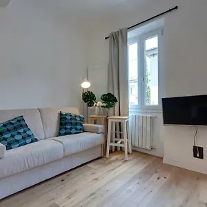 mamo-florence-scala-apartment.it-tuscanyhotel.com/